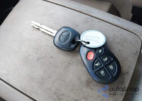 2008 Toyota Sienna Limited from USA, damaged, VIN 5TDZK22C58S213491